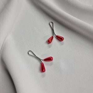 Attache Hijab Rouge 1