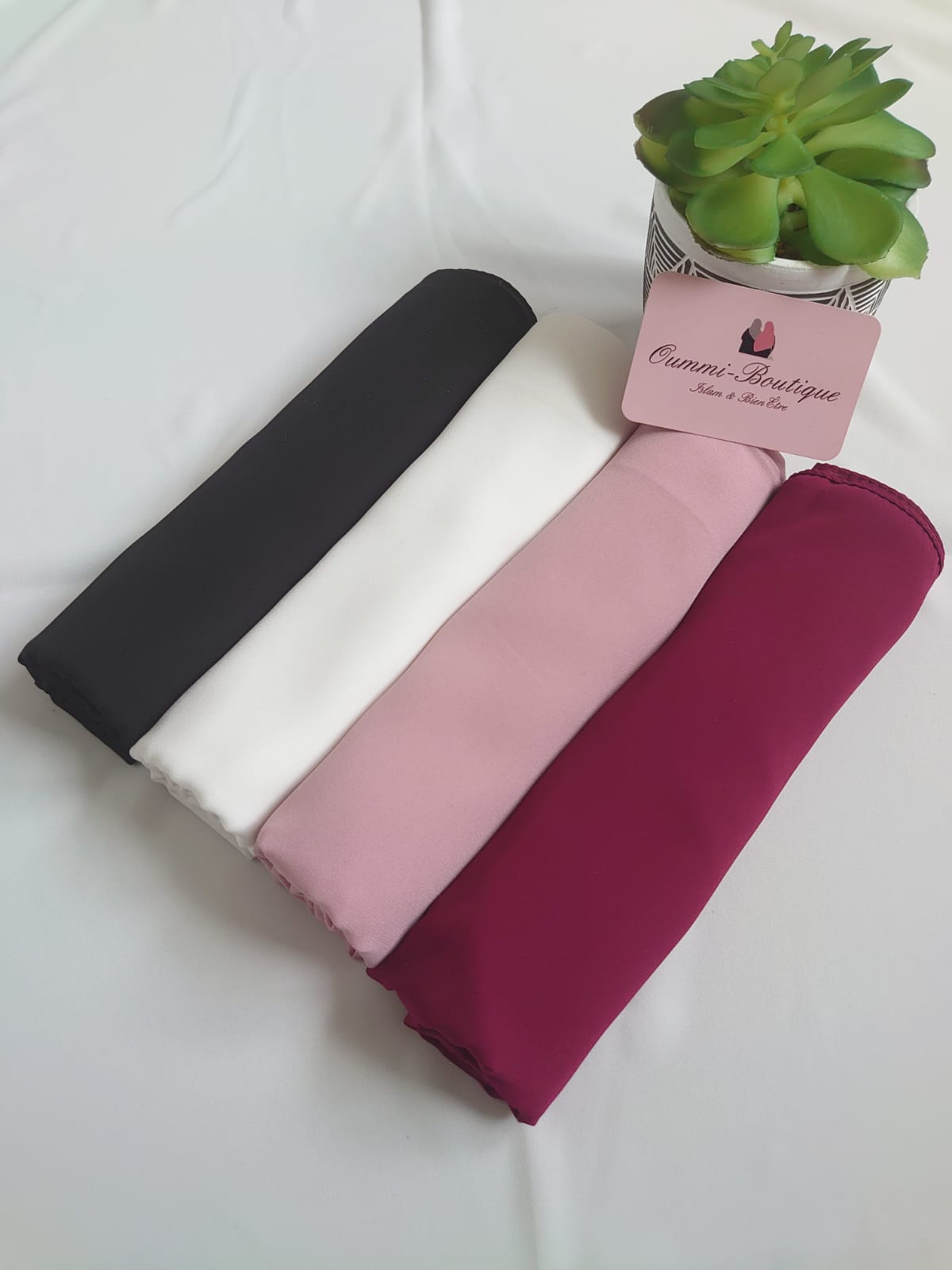 BOX Passion Hijab Queen Crepes Bordeaux Rose Blanc Noir