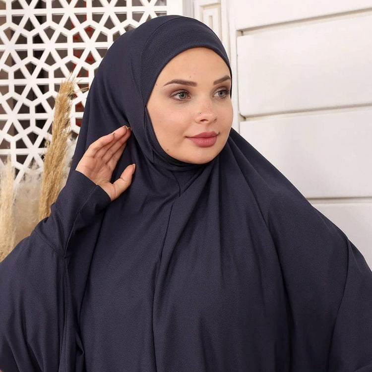Image Article Affronter le regard des autres face au port du hijab 