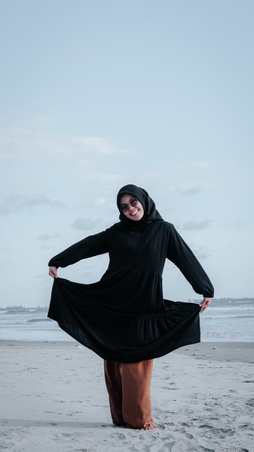 Image Article COMMENT PORTER SES VETEMENTS SANS COMPLEXE QUAND ON EST UNE FEMME AVEC DES RONDEURS ET MUSULMANE 1