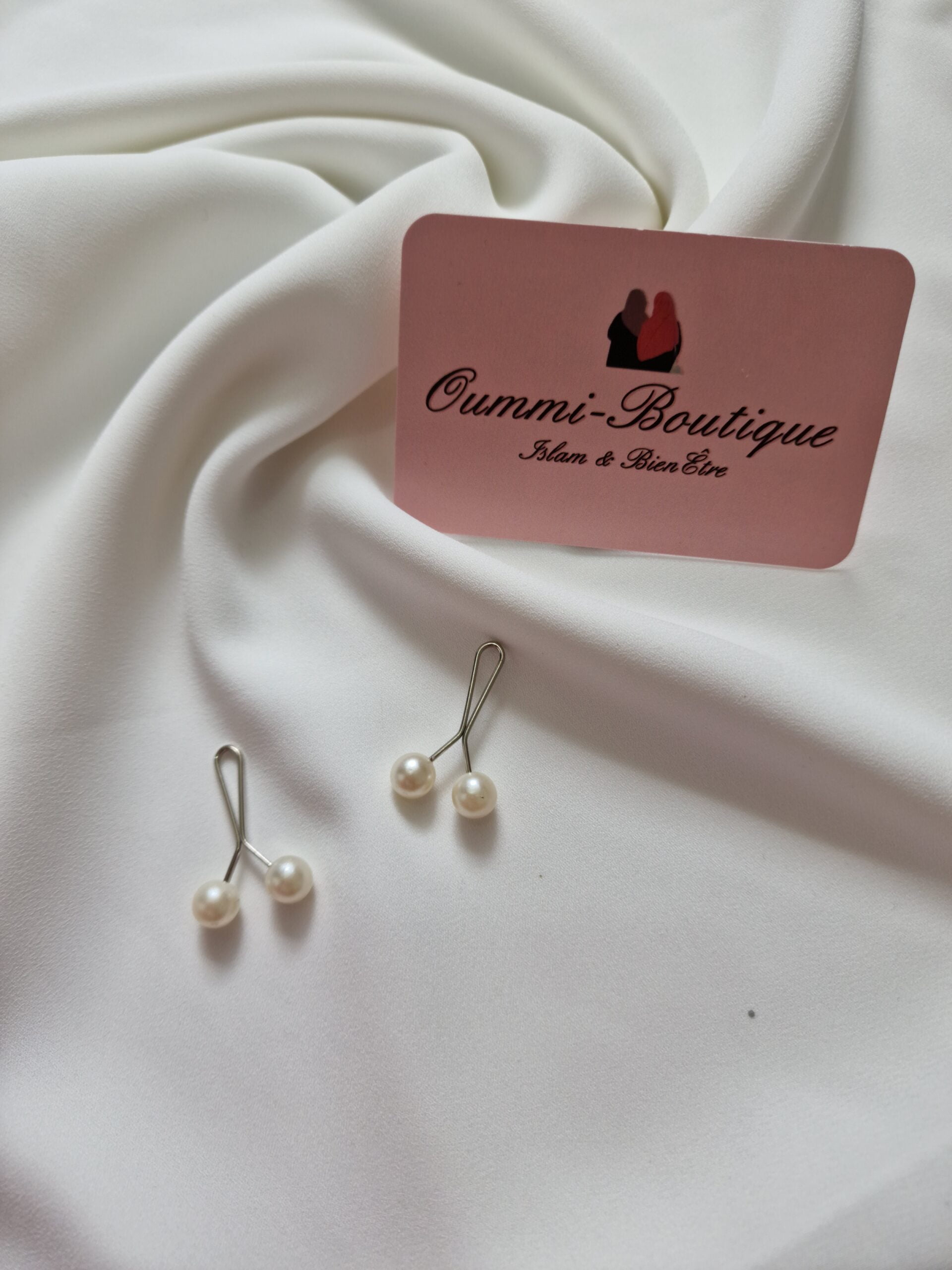 1 Attache Hijab Perle Blanc image 2 scaled