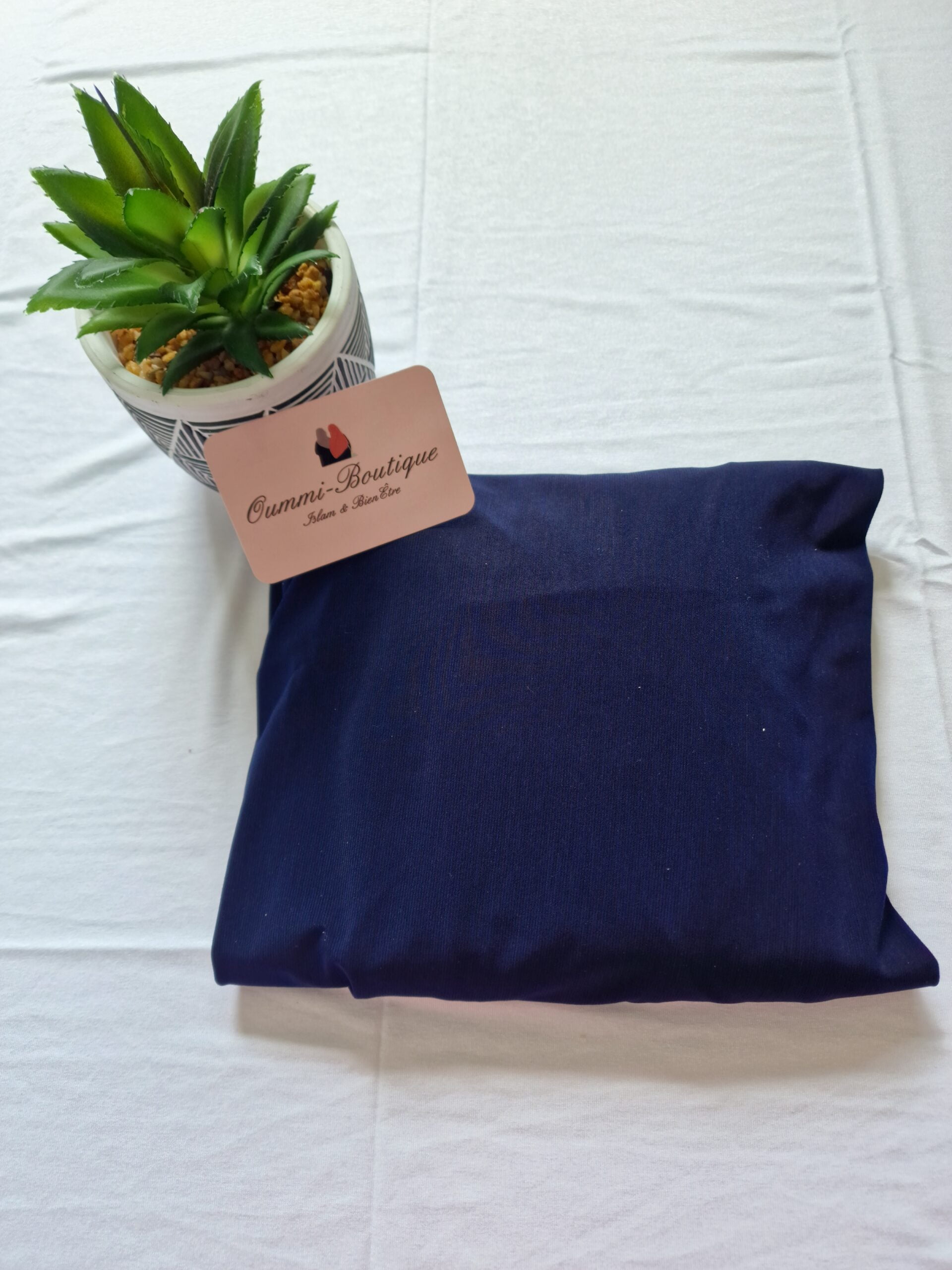 BOX Complete Hijab T Shirt image 5 scaled