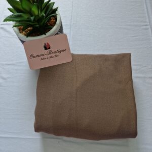 Hijab T Shirt Marron image 1 scaled