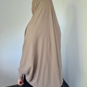 Hijab T Shirt Marron image 3 scaled