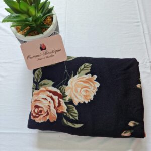 Hijab T Shirt Noir Fleurie image 1 scaled