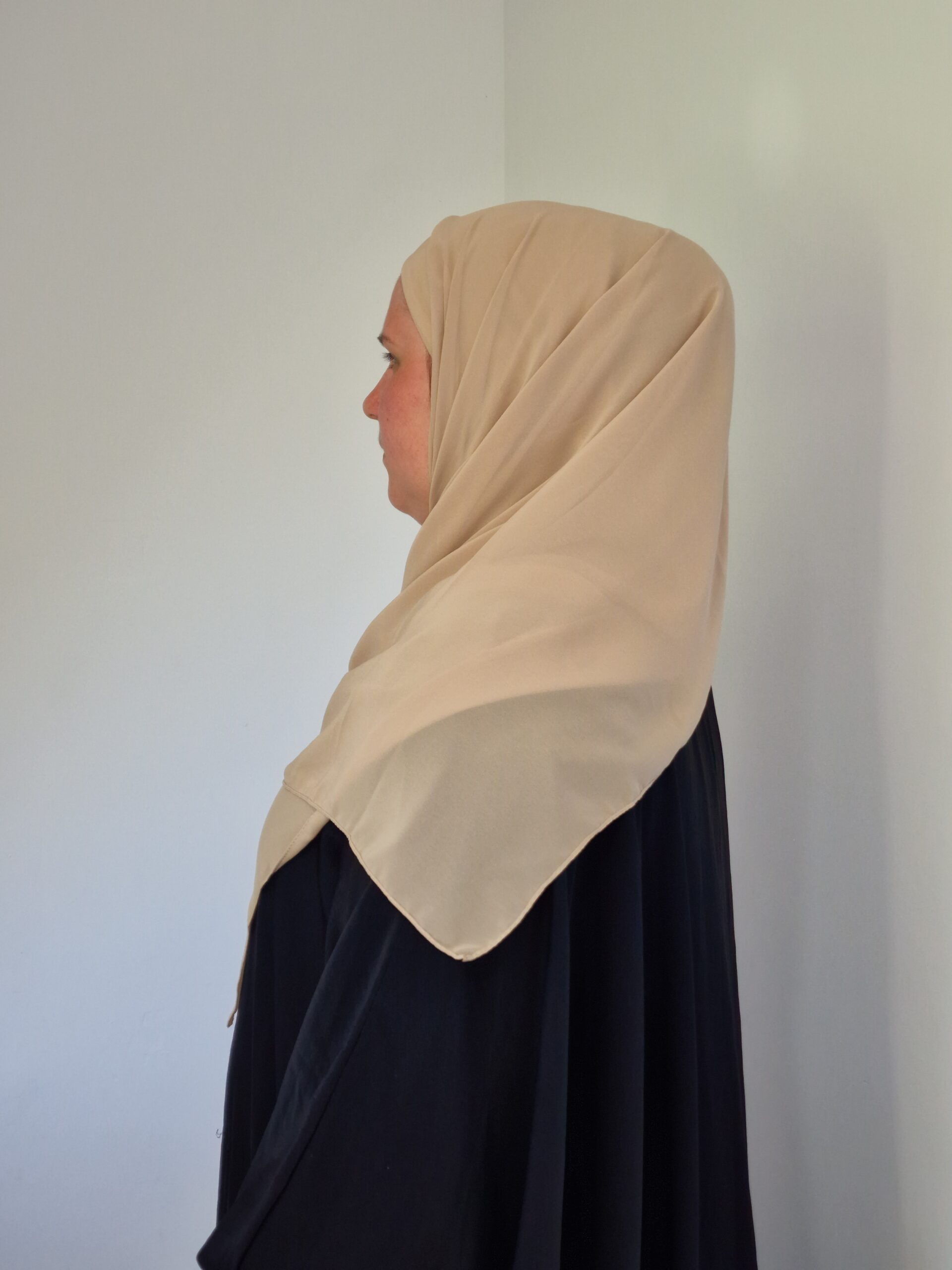 Hijab a Enfiler Beige image 3 scaled