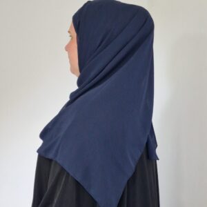 Hijab a Enfiler Bleu Marine image 3 scaled